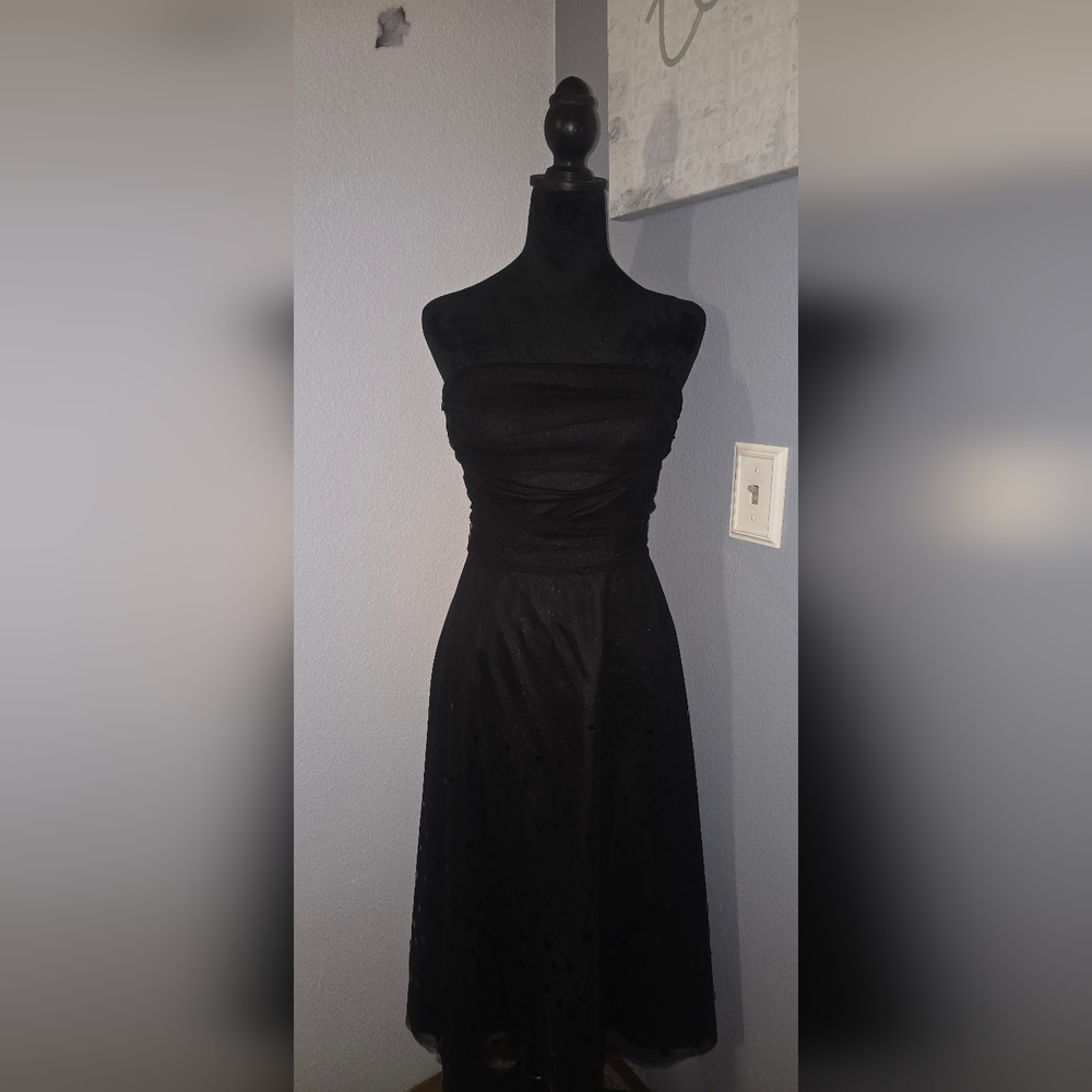 Elegant Strapless Black Evening Dress